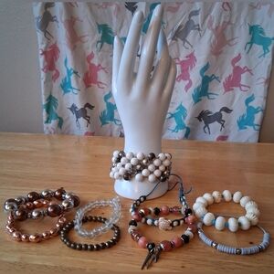 Lot Of 9 Variety Color Bead Stretch Casual Crafting Costume Bracelet Jewelry